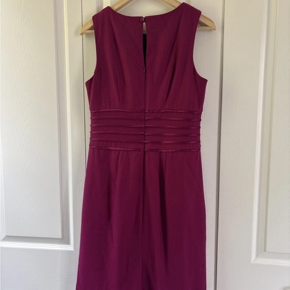 Banana Republic Women's Sheath Dress Sleeveless Wool Blend- Dark Purple Size 8 - Picture 4 of 5